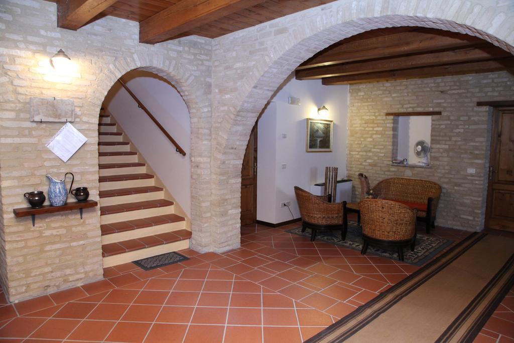 Agriturismo Sant'Antonio Villa Montegridolfo Eksteriør billede