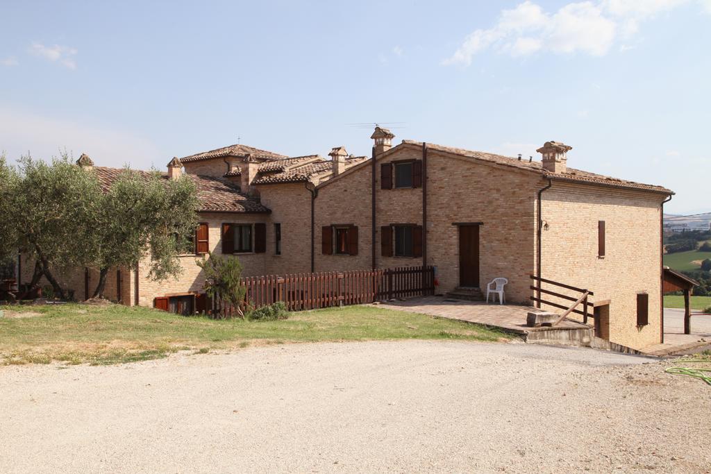 Agriturismo Sant'Antonio Villa Montegridolfo Eksteriør billede