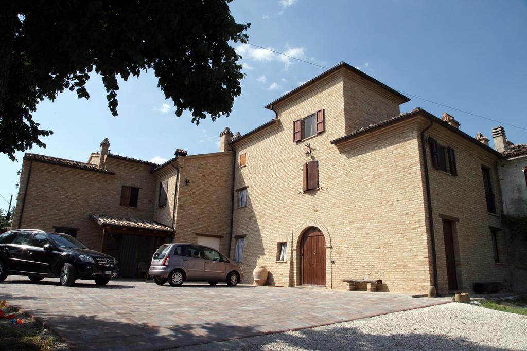 Agriturismo Sant'Antonio Villa Montegridolfo Eksteriør billede